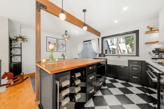 1952 Chesterfield Avenue, North Vancouver For Sale - image 7