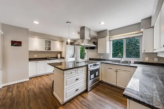4145 Ripple Road, West Vancouver For Sale - image 12