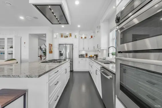 338 West 17th Street, North Vancouver For Sale - image 12