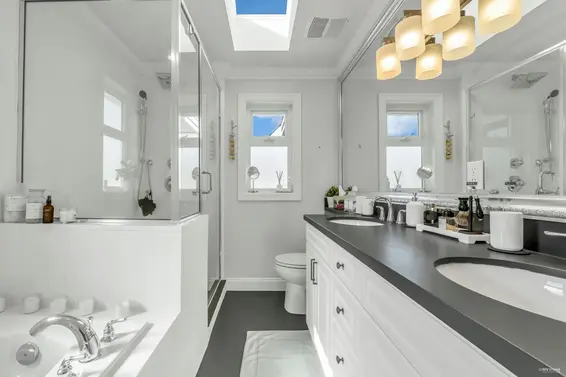 338 West 17th Street, North Vancouver For Sale - image 18