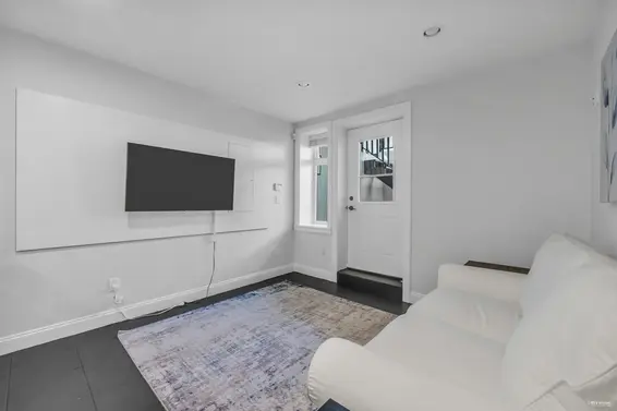 338 West 17th Street, North Vancouver For Sale - image 27