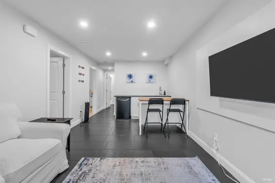 338 West 17th Street, North Vancouver For Sale - image 28