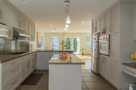 1325 Fernwood Crescent, North Vancouver For Sale - image 14