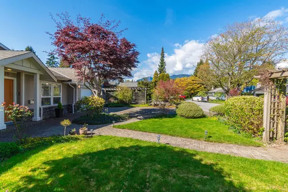 1325 Fernwood Crescent, North Vancouver For Sale - image 3