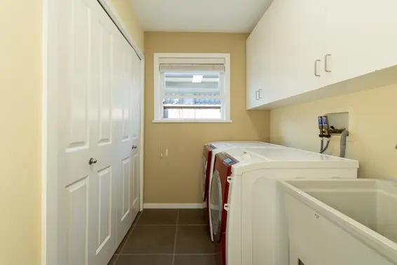 1325 Fernwood Crescent, North Vancouver For Sale - image 35