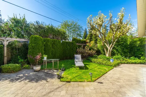 1325 Fernwood Crescent, North Vancouver For Sale - image 36