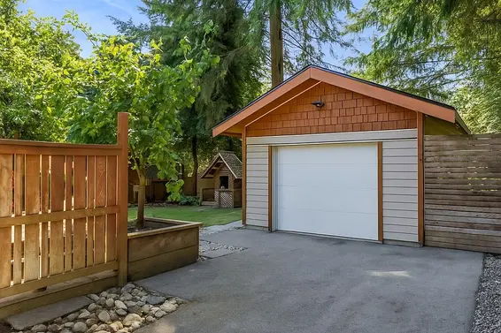 2433 Philip Avenue, North Vancouver For Sale - image 39