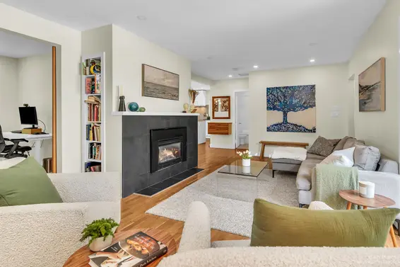 2433 Philip Avenue, North Vancouver For Sale - image 6