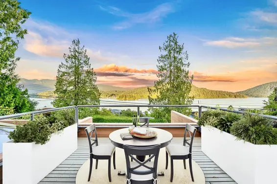 687 Beachview Drive, North Vancouver For Sale - image 18