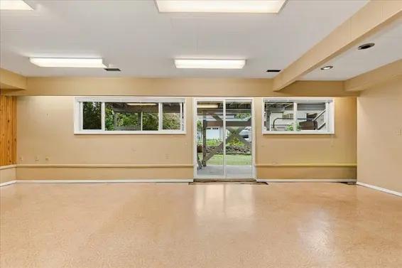 4295 Nottingham Road, North Vancouver For Sale - image 18