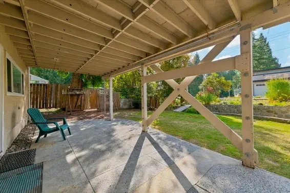 4295 Nottingham Road, North Vancouver For Sale - image 23