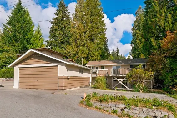 4295 Nottingham Road, North Vancouver For Sale - image 26