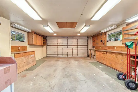 4295 Nottingham Road, North Vancouver For Sale - image 27
