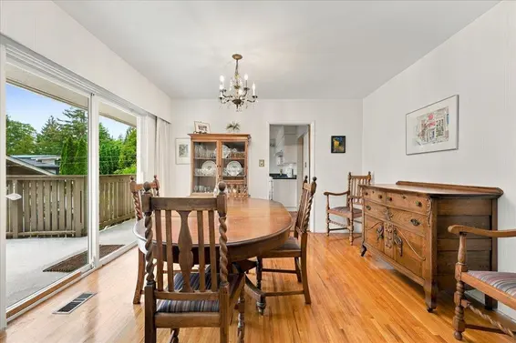 4295 Nottingham Road, North Vancouver For Sale - image 7