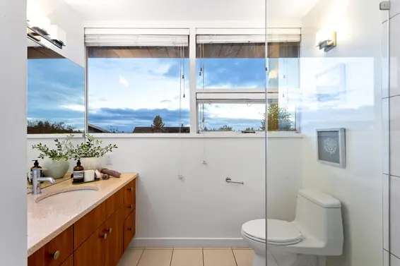 4150 Canterbury Crescent, North Vancouver For Sale - image 19