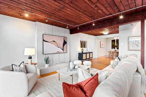 4150 Canterbury Crescent, North Vancouver For Sale - image 6