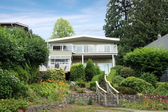 850 Esquimalt Avenue, West Vancouver For Sale - image 1