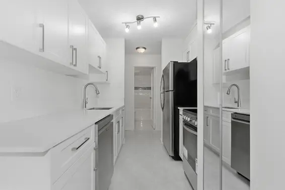 706 2012 Fullerton Avenue, North Vancouver For Sale - image 5