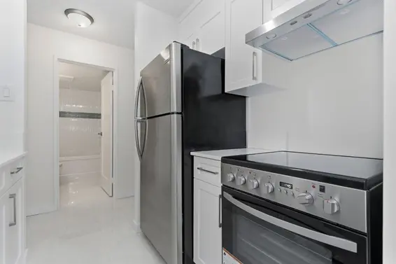 706 2012 Fullerton Avenue, North Vancouver For Sale - image 6