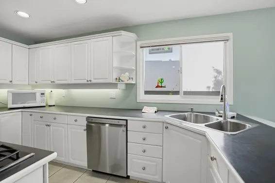 2341 Caledonia Avenue, North Vancouver For Sale - image 12