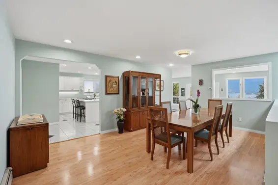 2341 Caledonia Avenue, North Vancouver For Sale - image 20