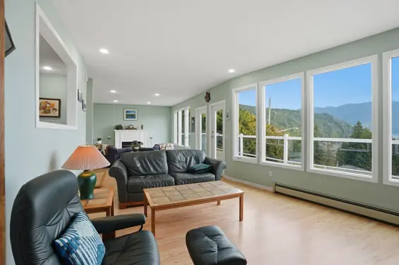 2341 Caledonia Avenue, North Vancouver For Sale - image 27