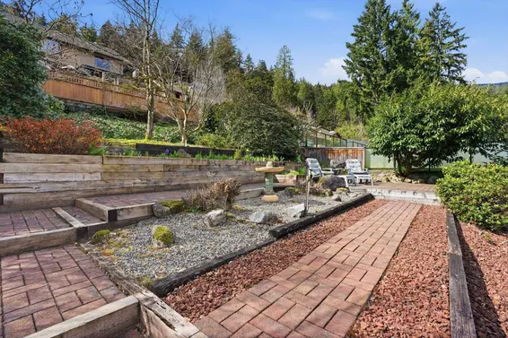 2341 Caledonia Avenue, North Vancouver For Sale - image 38