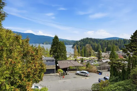 2341 Caledonia Avenue, North Vancouver For Sale - image 39