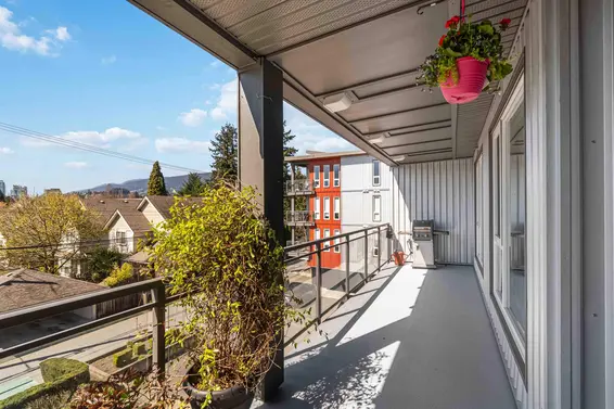 306 1201 West 16th Street, North Vancouver For Sale - image 11