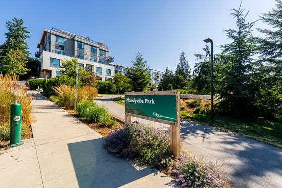 107 707 East 3rd Street, North Vancouver For Sale - image 4