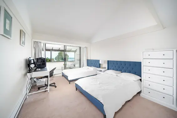 49 2202 Folkestone Way, West Vancouver For Sale - image 4