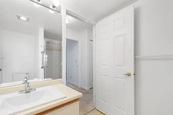 414 2800 Chesterfield Avenue, North Vancouver For Sale - image 11