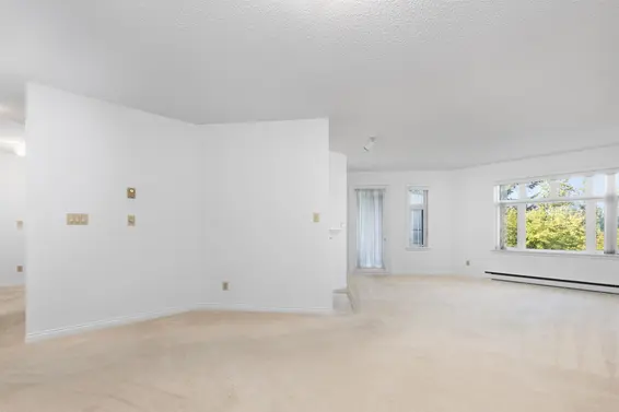414 2800 Chesterfield Avenue, North Vancouver For Sale - image 5