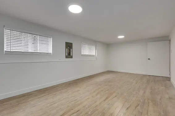 181 West Windsor Road, North Vancouver For Sale - image 14