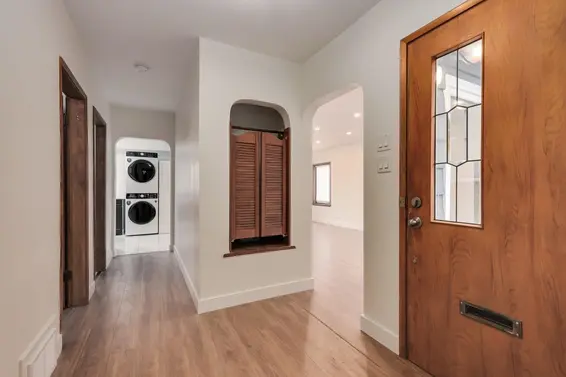 181 West Windsor Road, North Vancouver For Sale - image 5