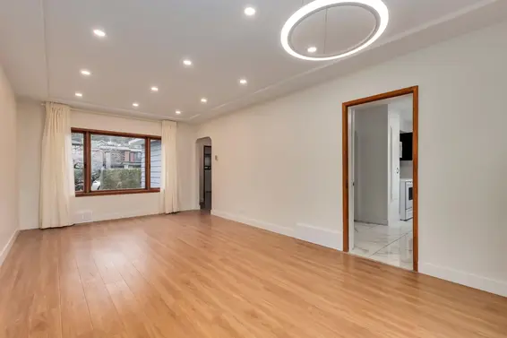 181 West Windsor Road, North Vancouver For Sale - image 6