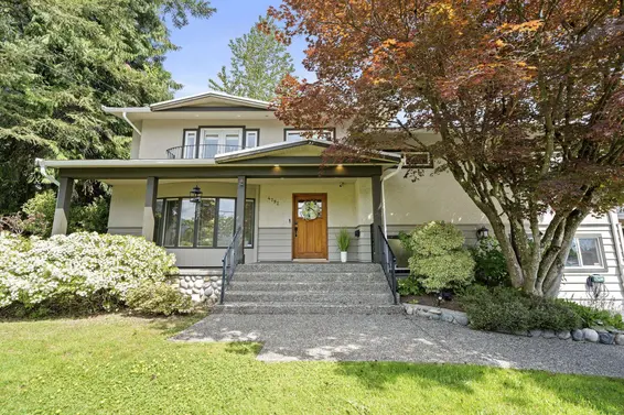 4792 Cedarcrest Avenue, North Vancouver