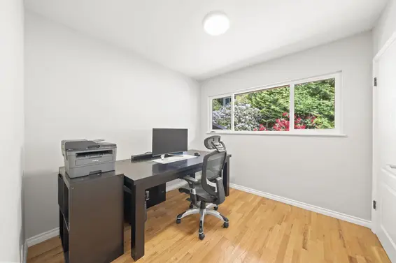 4792 Cedarcrest Avenue, North Vancouver For Sale - image 13