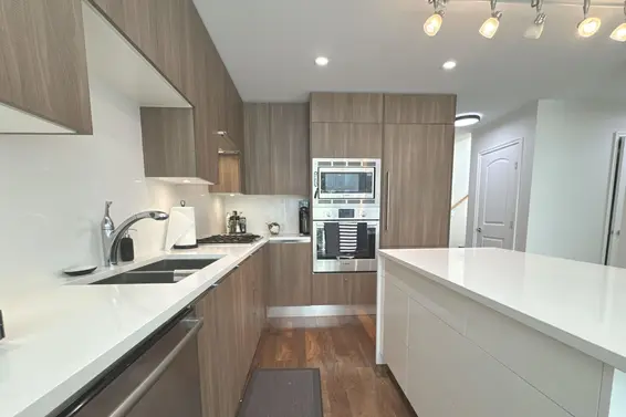 202 185 Victory Ship Way, Vancouver For Sale - image 3