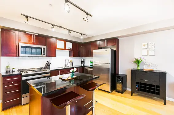 306 122 East 3rd Street, North Vancouver For Sale - image 4