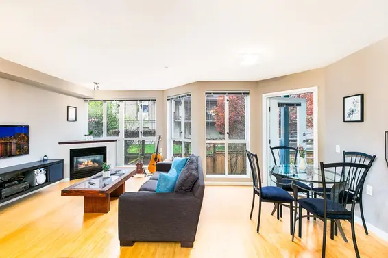 306 122 East 3rd Street, North Vancouver For Sale - image 8