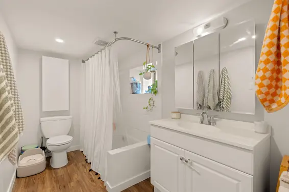 612 East 4th Street, North Vancouver For Sale - image 21