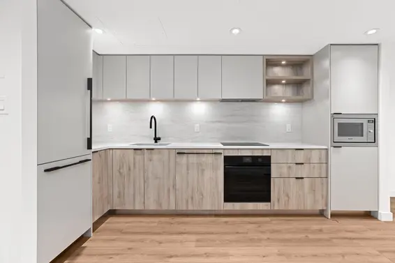 310 755 Harbourside Drive, North Vancouver For Sale - image 3