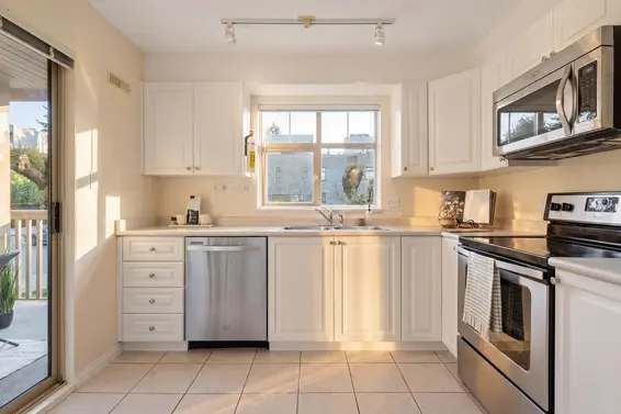 405 2059 Chesterfield Avenue, North Vancouver For Sale - image 19