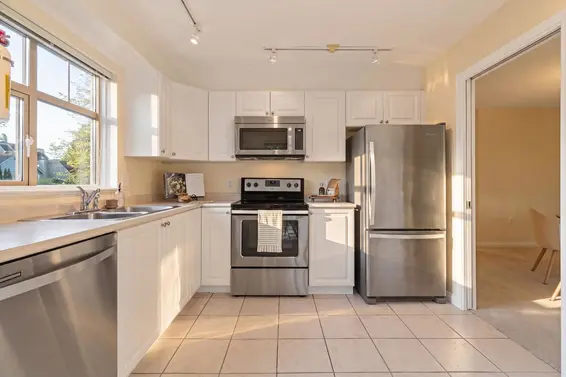 405 2059 Chesterfield Avenue, North Vancouver For Sale - image 21