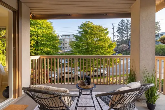 405 2059 Chesterfield Avenue, North Vancouver For Sale - image 8