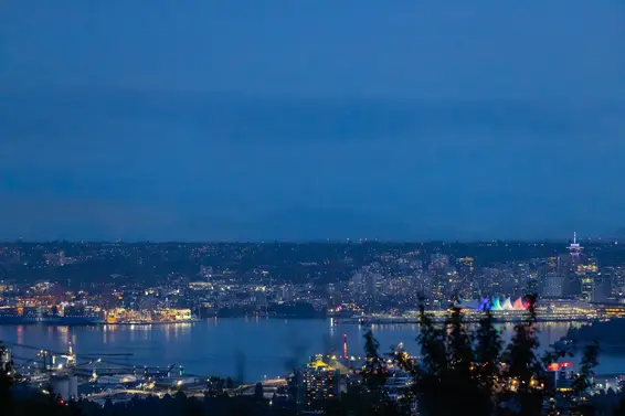 933 Eyremount Drive, West Vancouver