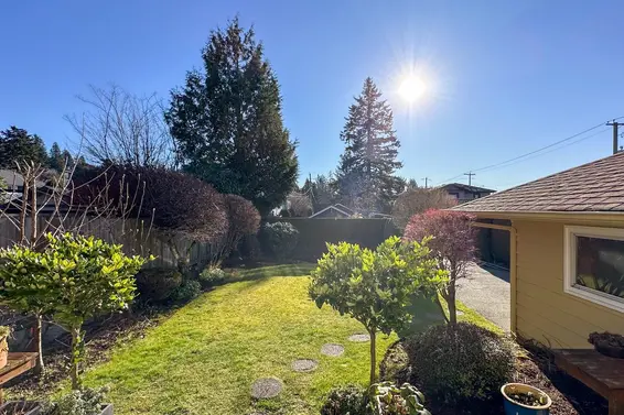 1092 Kings Avenue, West Vancouver For Sale - image 12