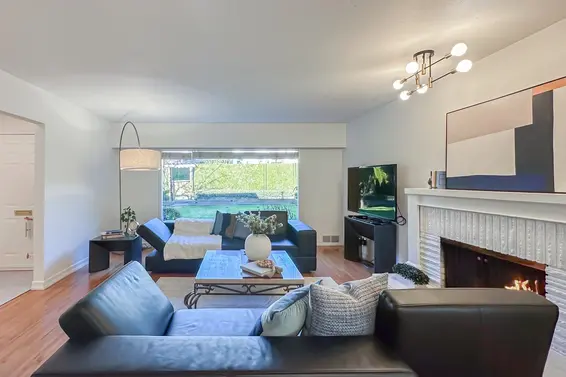 1092 Kings Avenue, West Vancouver For Sale - image 4