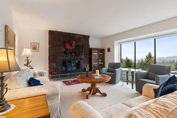 5508 Molina Road, North Vancouver For Sale - image 4